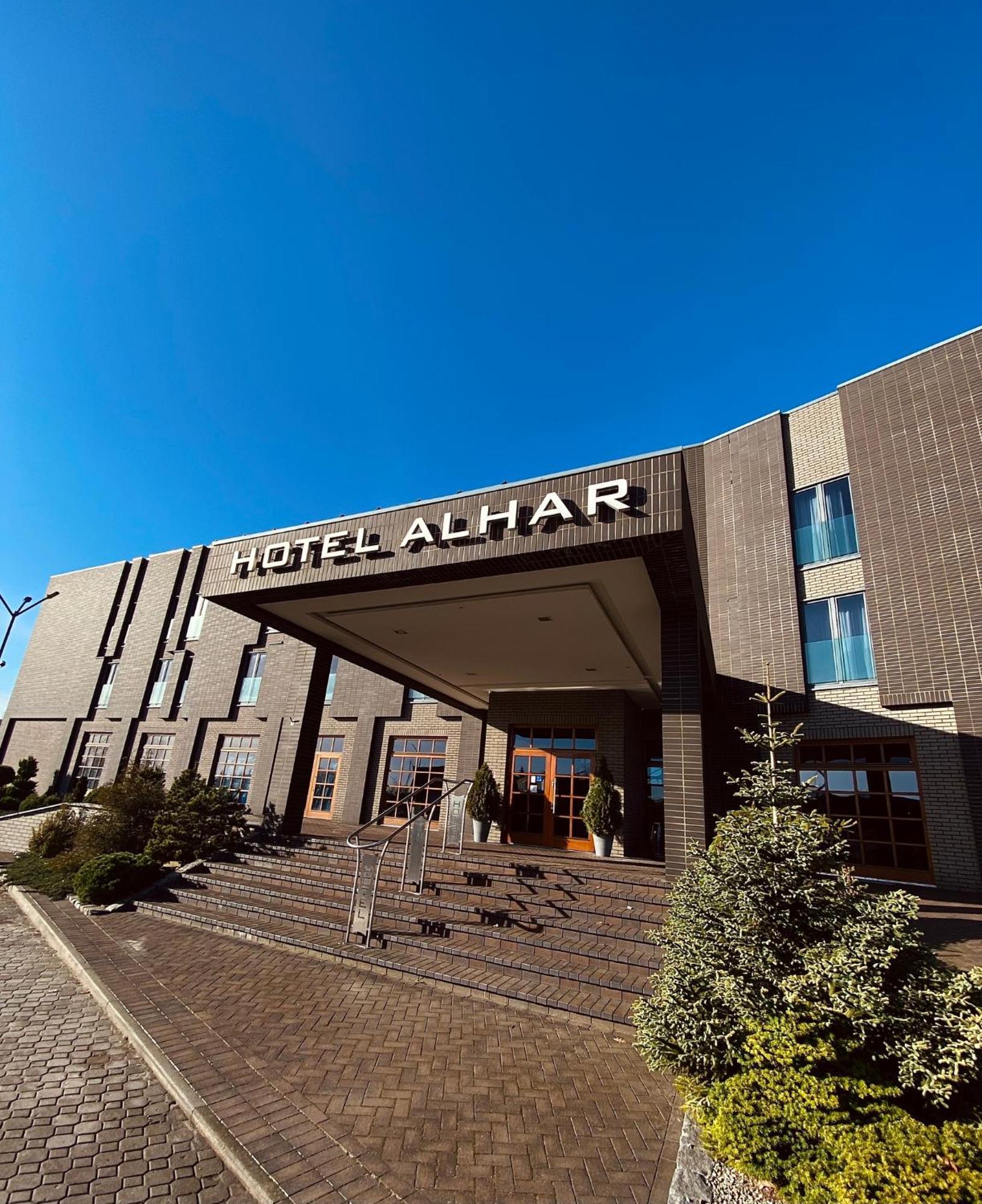 Hotel Alhar Lubliniec Bagian luar foto