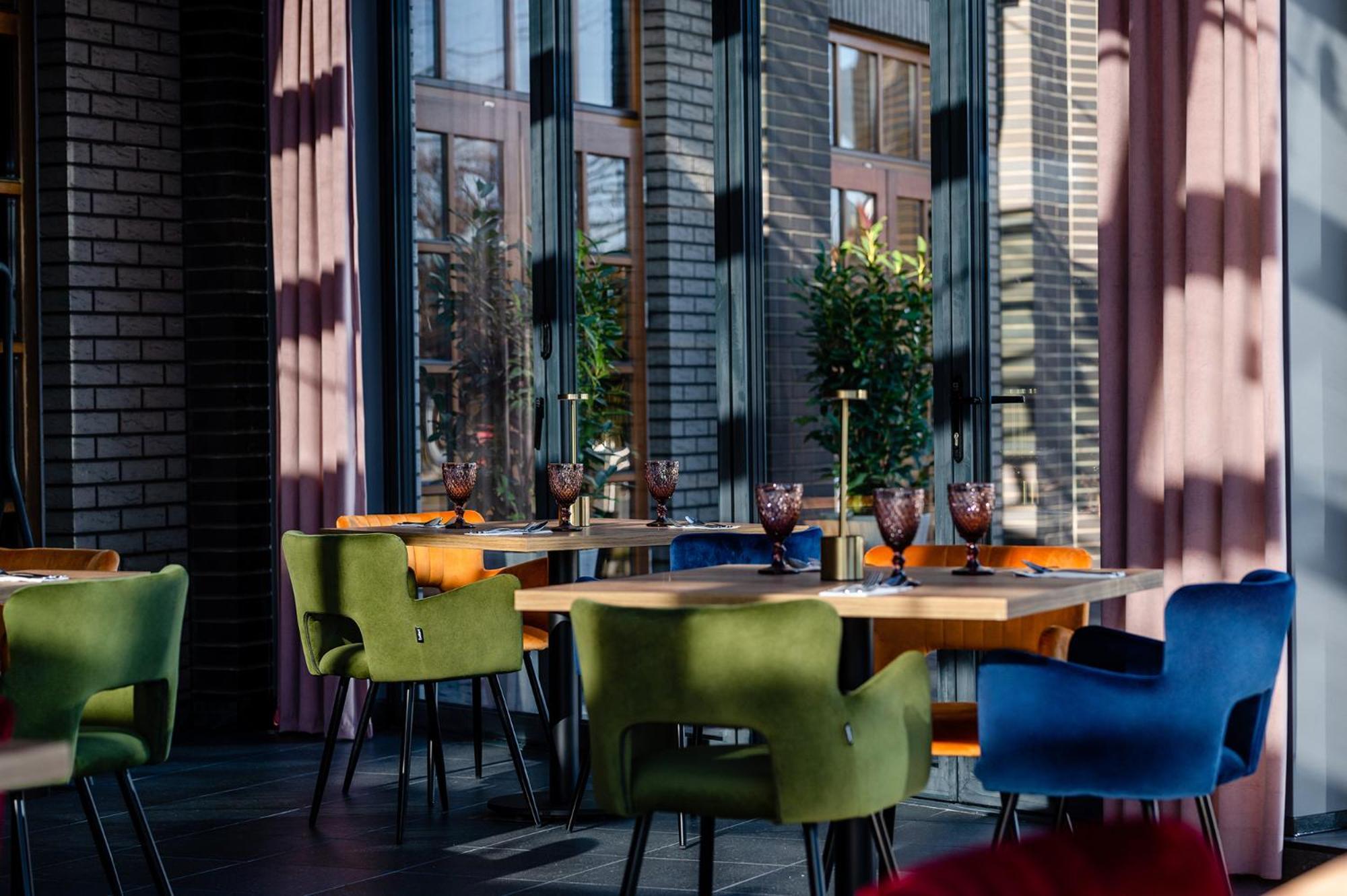 Hotel Alhar Lubliniec Bagian luar foto